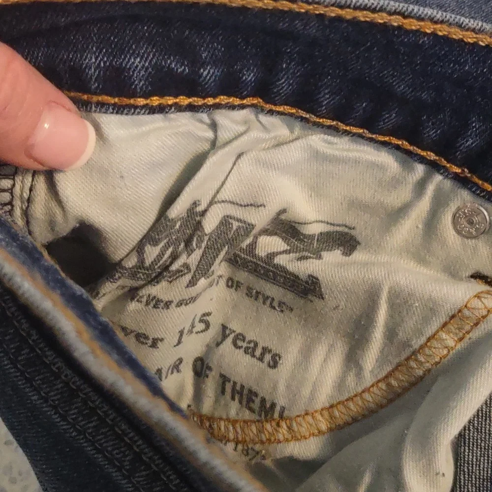 Levi's 505 regular mens sits at waist Jeans 32 straight leg extra thigh room New - Picture 4 of 9